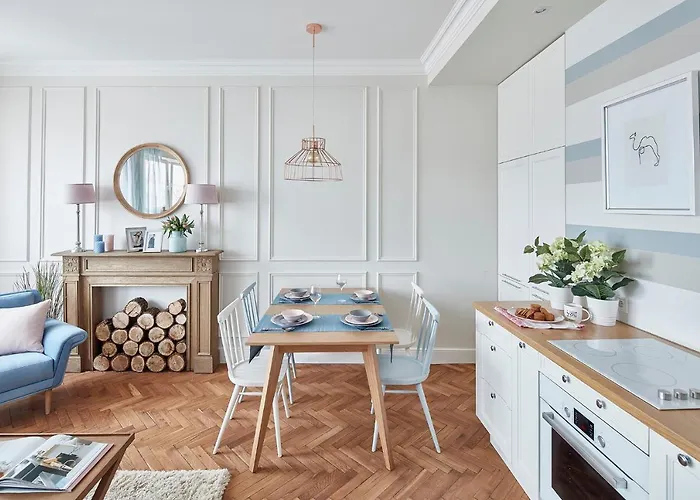 Lazienki Apartment